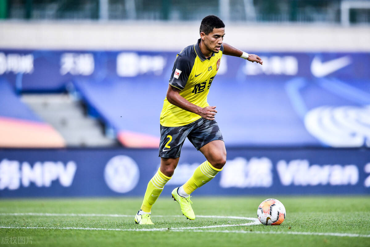 问鼎-中国队观众热烈欢呼！，Karsa迎来二十赛季出色发挥引发球迷热议的简单介绍