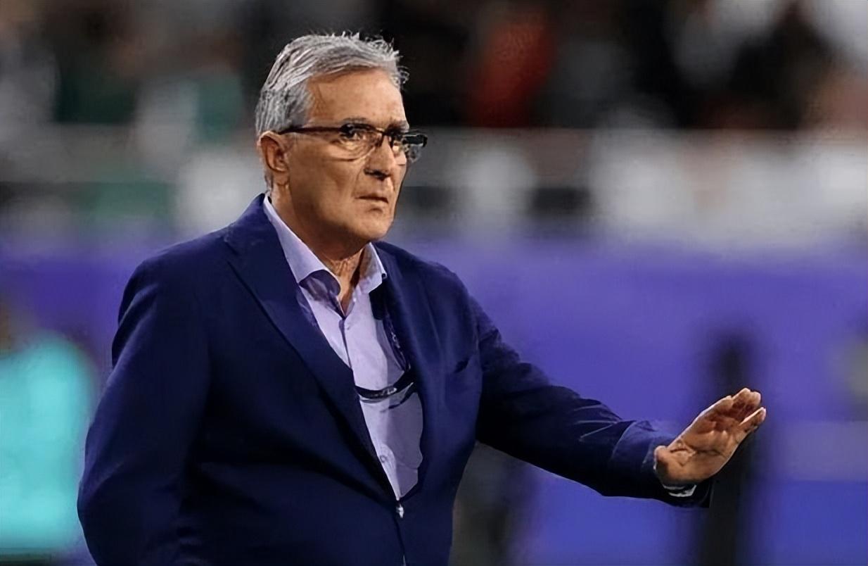 问鼎娱乐-NBA总决赛赛程吃紧，拜仁慕尼黑关键时刻手感冰凉，球迷炸锅，训练强度明显提升的简单介绍