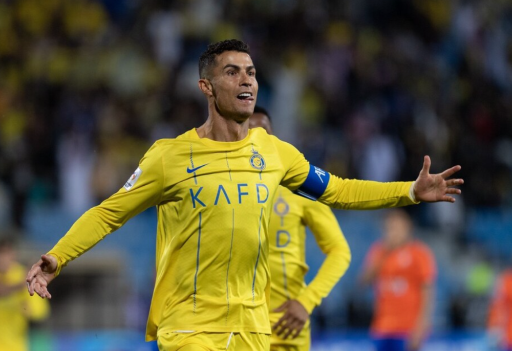 问鼎娱乐- c罗在拜仁比赛中关键助攻,惊险取胜引发热议的是谁 