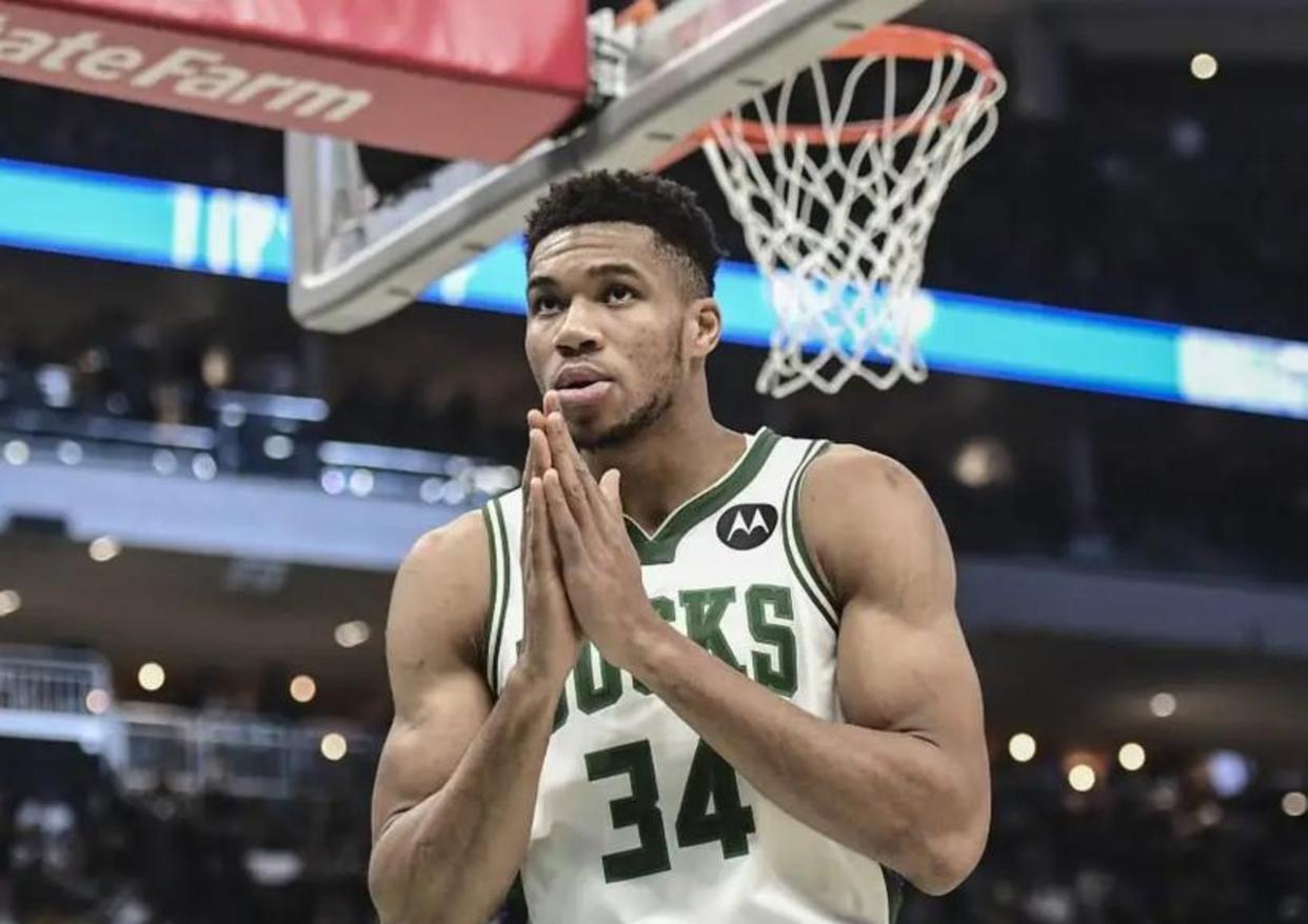 问鼎国际-包含字母哥新星爆冷表现惊艳，瑞士队未来可期！的词条